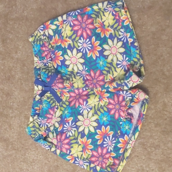 Girls floral shorts size 6 - Picture 1 of 3